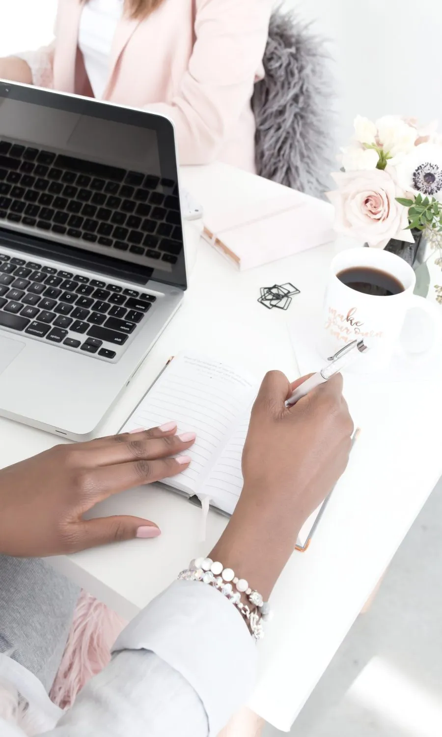 haute-stock-photography-blush-and-black-workday-final-14-min